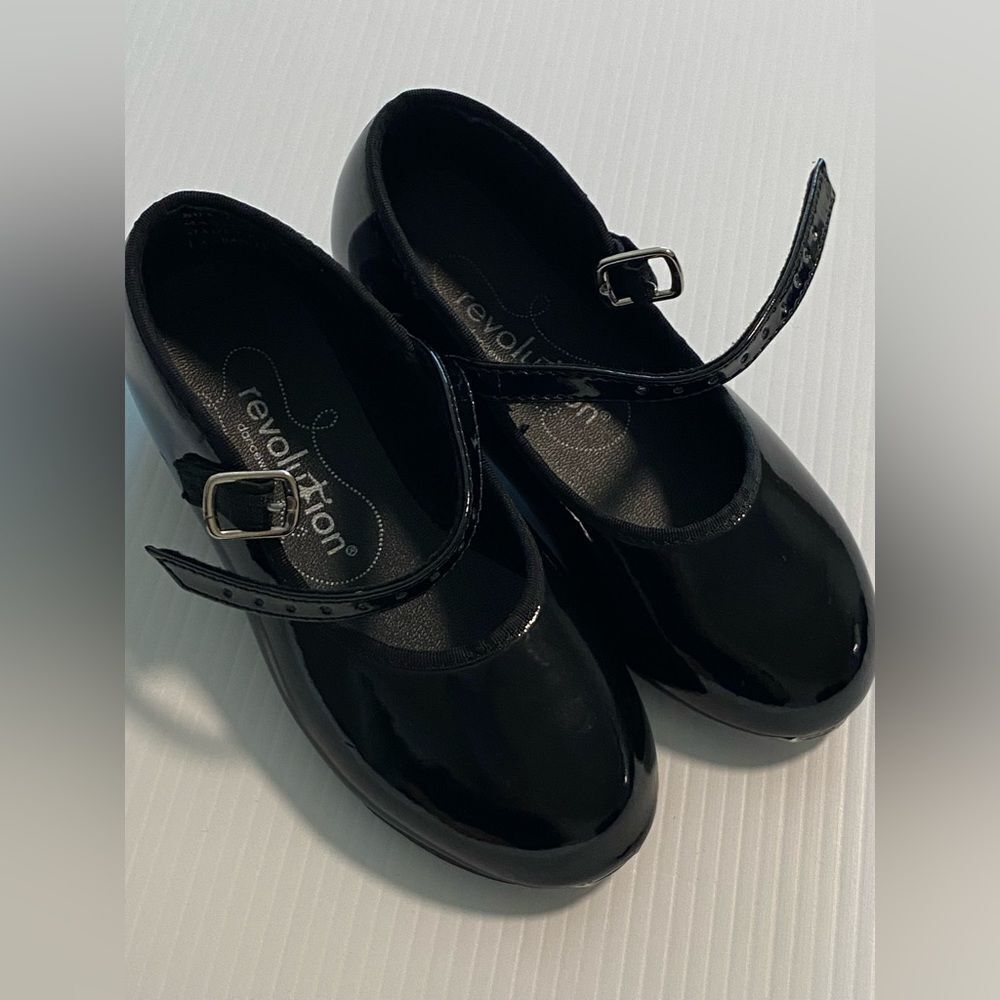 Revolution Dancewear 801 Student Black glossy Shiny Tap Shoes 12 child